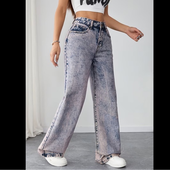 NWT ZRP Mineral Wash Flare Leg Jeans - Picture 3 of 5